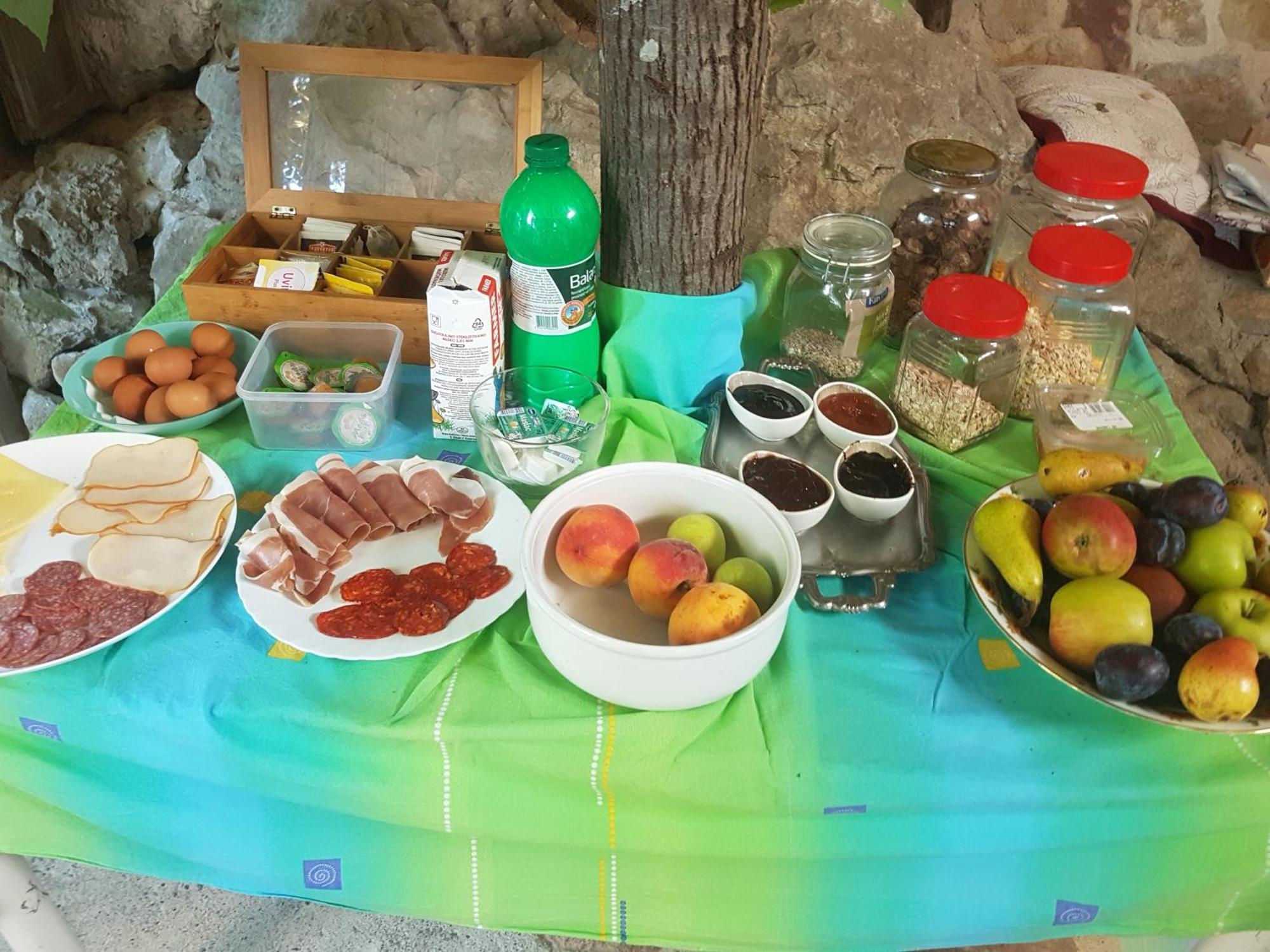Adriatrek Bed & Breakfast Petrovac Екстер'єр фото